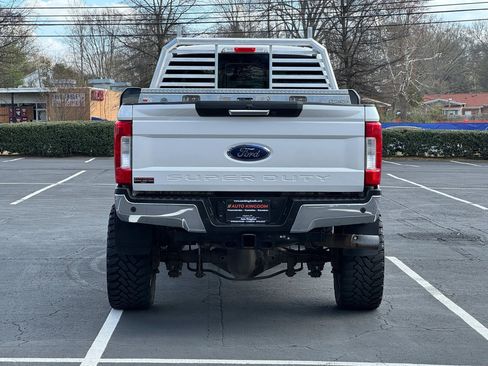 Used 2018 Ford F350 Lariat w/ Camper Package AWD/4WD image 7
