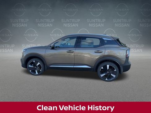Certified 2025 Nissan Kicks SR image 6