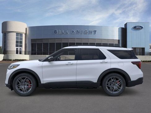New 2026 Ford Explorer ST-Line w/ ST-Line Street Pack image 4