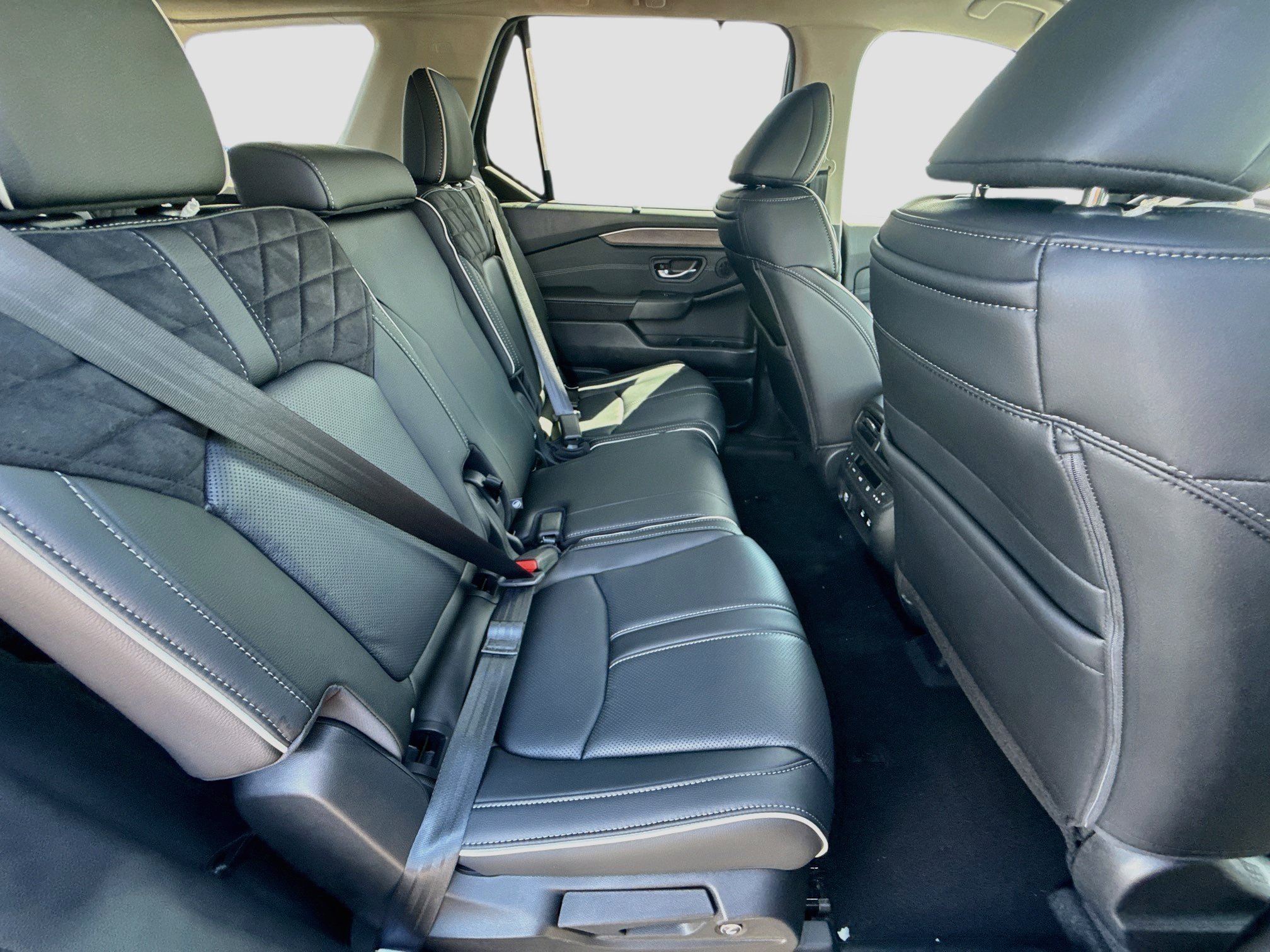 New 2026 Honda Pilot Elite image 23