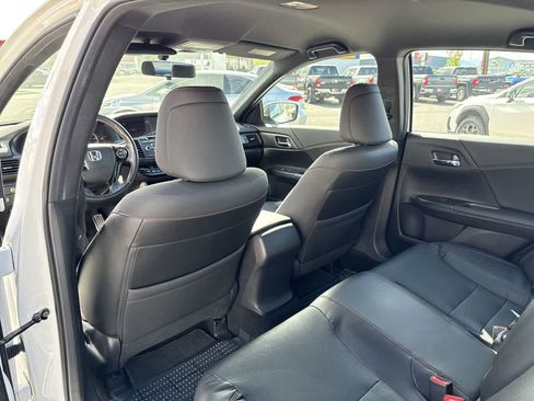 Used 2017 Honda Accord Sport Special Edition image 13