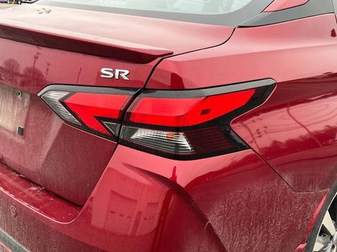 Used 2020 Nissan Versa SR w/ Convenience Package image 11