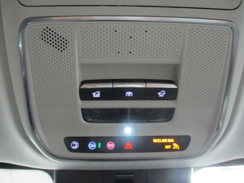 New 2026 GMC Acadia Denali w/ Super Cruise Package image 41