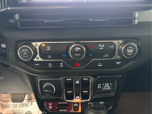 New 2026 Jeep Gladiator Sport image 15