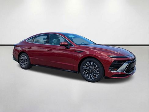 New 2026 Hyundai Sonata SEL FWD image 2