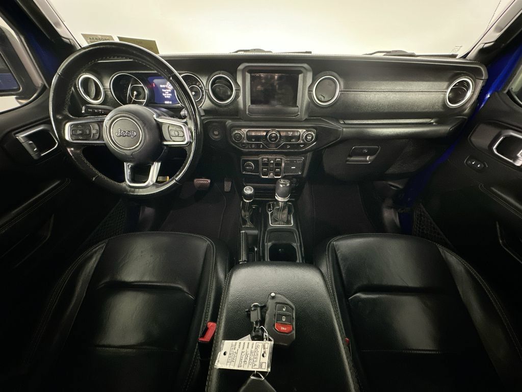 Used 2020 Jeep Wrangler Unlimited Sahara AWD/4WD image 10