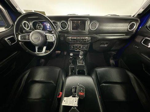 Used 2020 Jeep Wrangler Unlimited Sahara AWD/4WD image 10