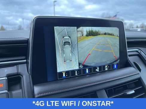 Used 2024 Chevrolet Suburban RST w/ Luxury Package image 15