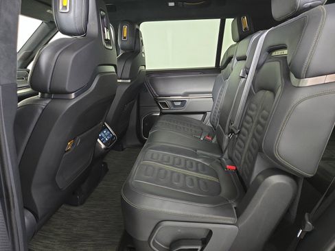 Used 2023 Rivian R1S Adventure image 21