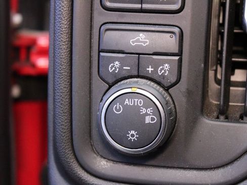 Used 2020 Chevrolet Silverado 1500 Custom Trail Boss image 19