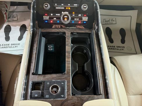 Used 2018 Lincoln Navigator Reserve w/ Technology Package image 60