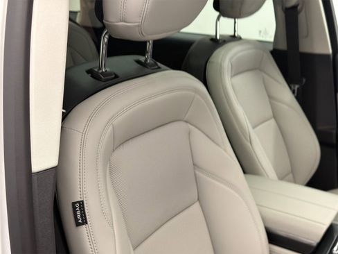 New 2026 Lincoln Nautilus Premier w/ Equipment Group 102A image 11