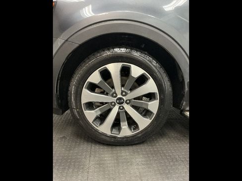 Used 2020 Kia Telluride EX w/ EX Premium Package image 42