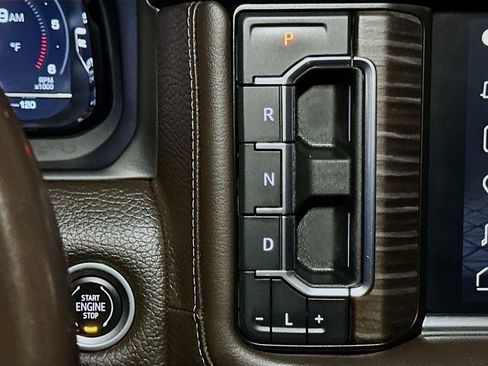 Used 2022 GMC Yukon XL Denali AWD/4WD image 14