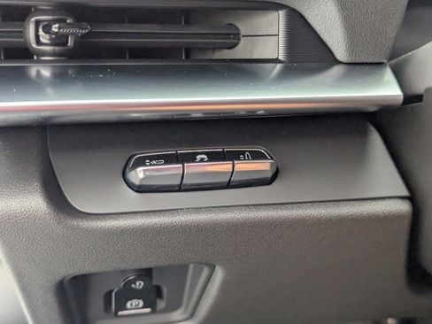 Used 2026 Chevrolet Corvette Stingray Preferred Cpe image 31