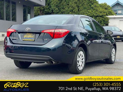 Used 2017 Toyota Corolla LE w/ Carpet Mat Package (TMS) FWD image 6