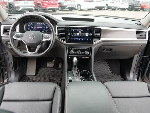 Certified 2023 Volkswagen Atlas SE image 23