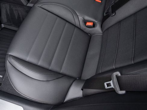 New 2026 Porsche Panamera 4 image 37