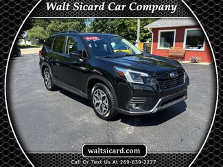 Used 2022 Subaru Forester Premium image 1