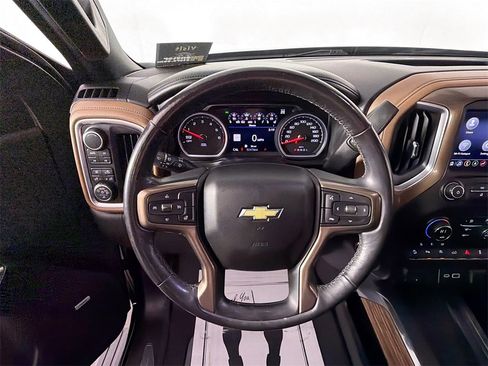 Used 2019 Chevrolet Silverado 1500 High Country image 11