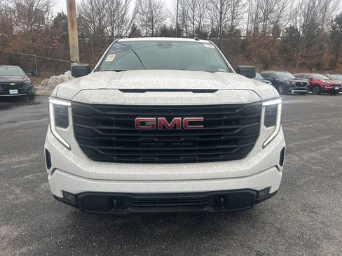 Used 2024 GMC Sierra 1500 Elevation image 2