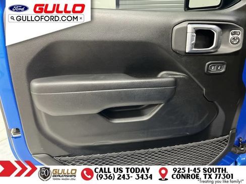 Used 2023 Jeep Wrangler Unlimited Sport AWD/4WD image 18