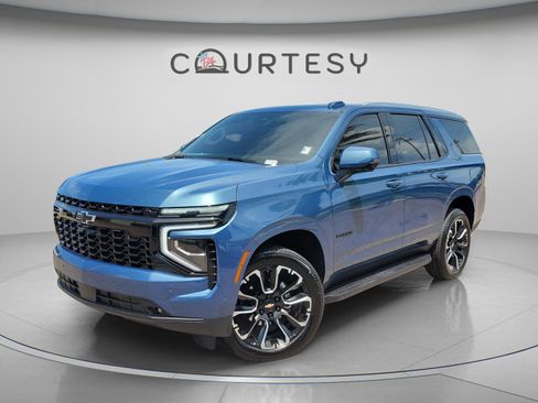 Used 2025 Chevrolet Tahoe LT w/ Comfort Package RWD image 1