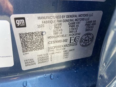 Used 2024 Chevrolet Silverado 1500 Custom AWD/4WD image 31