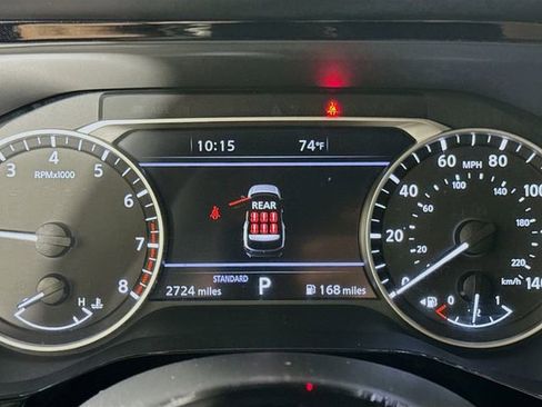 Used 2025 Nissan Pathfinder SL w/ Cargo Package image 10