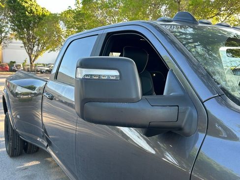 New 2025 RAM 3500 Limited image 24