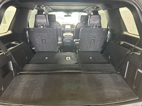 Used 2020 Ford Expedition Limited w/ Equipment Group 303A AWD/4WD image 25