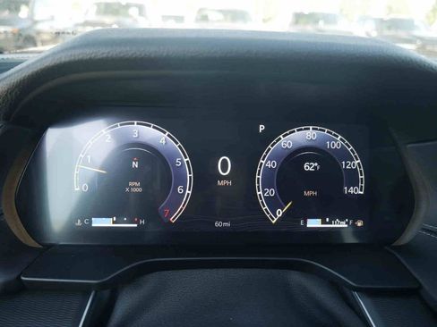 New 2025 Jeep Grand Cherokee Altitude image 41