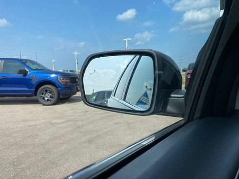 Used 2021 Ford Edge Titanium AWD/4WD image 34