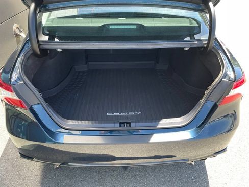 Used 2020 Toyota Camry SE AWD/4WD image 7