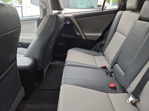 Used 2015 Toyota RAV4 Limited w/ Technology Package AWD/4WD image 10