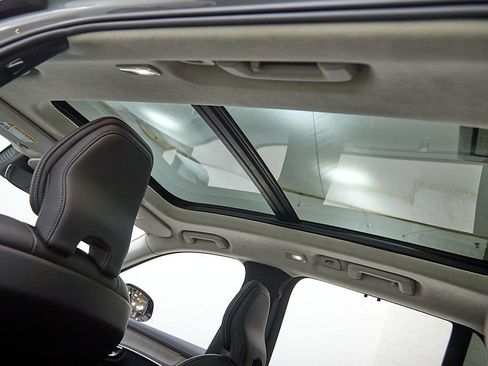 New 2026 Volvo XC90 B6 Ultra w/ Lounge Package image 25