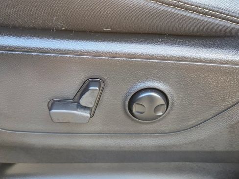 Used 2024 RAM 1500 Big Horn AWD/4WD image 12