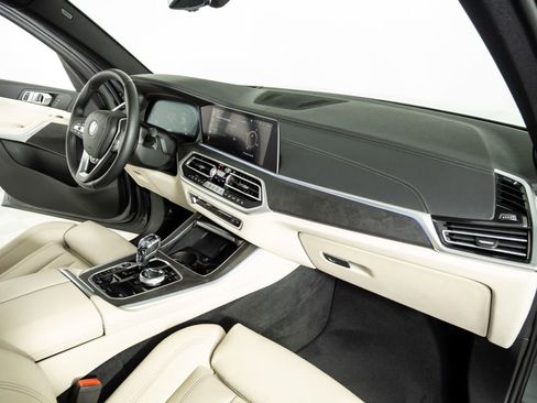 Used 2022 BMW X5 sDrive40i w/ Premium Package image 23