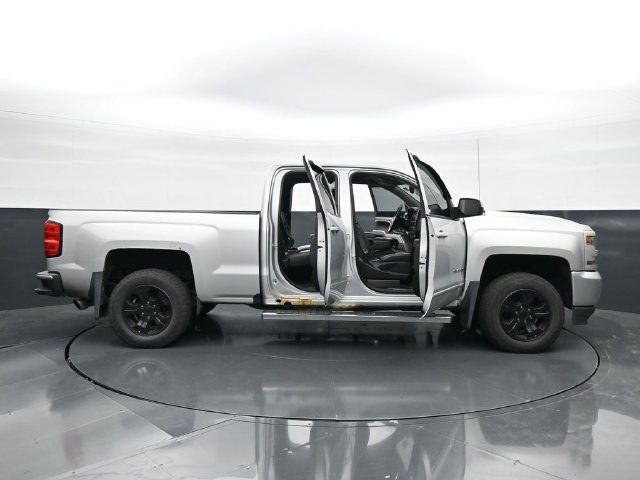 Used 2016 Chevrolet Silverado 1500 LT w/ All Star Edition AWD/4WD image 52