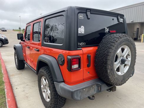 Used 2018 Jeep Wrangler Unlimited Sport S AWD/4WD image 6