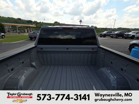 Used 2024 Chevrolet Silverado 1500 RST w/ Z71 Off-Road Package AWD/4WD image 8