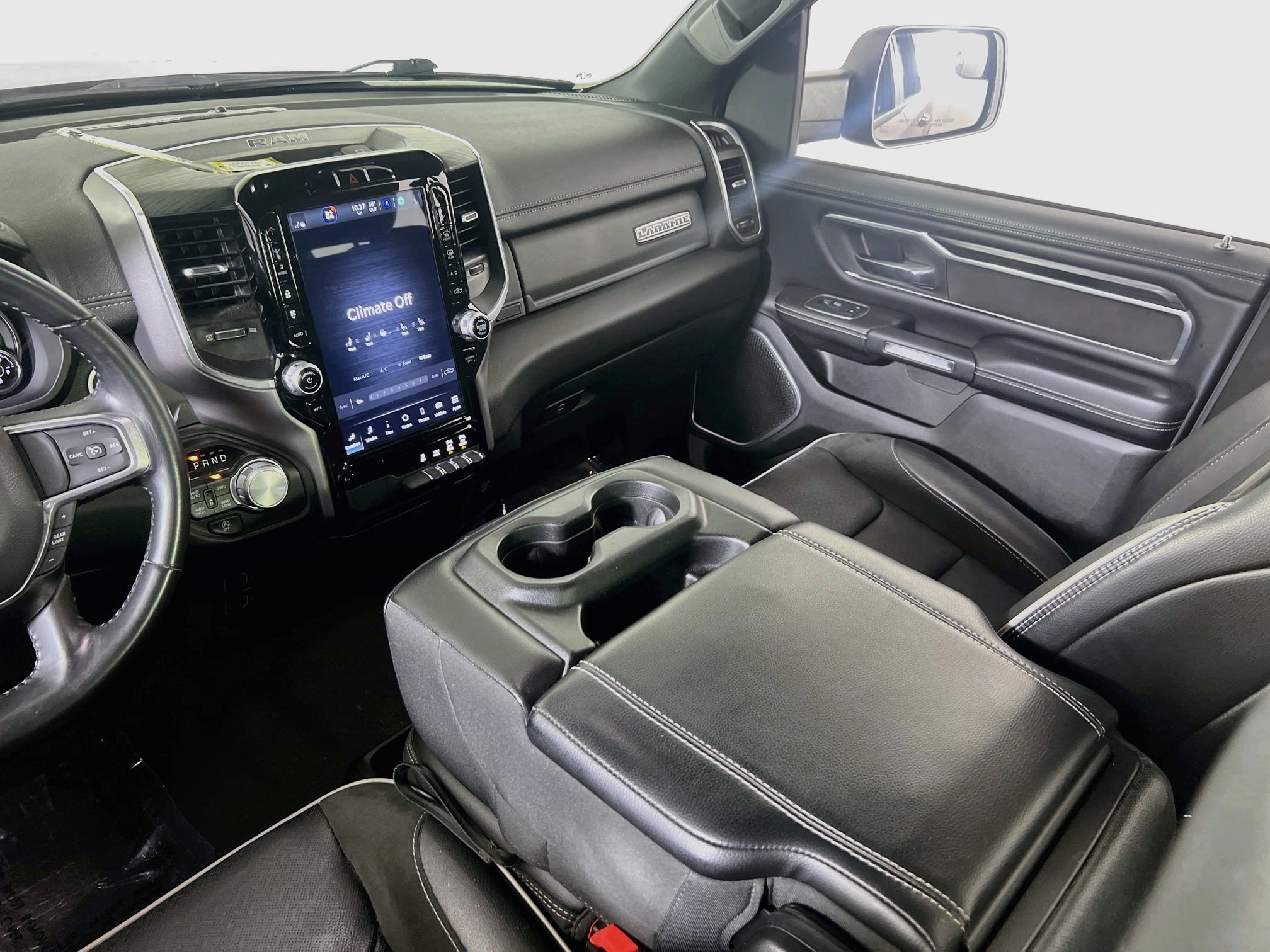 Used 2023 RAM 1500 Laramie AWD/4WD image 23