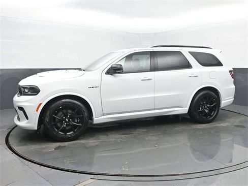 New 2026 Dodge Durango GT image 2