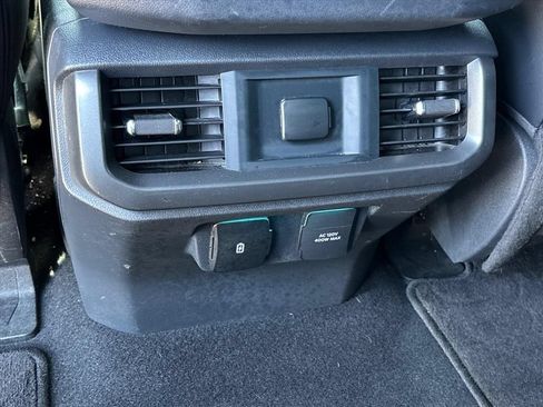 Used 2024 Ford F150 Lariat AWD/4WD image 20