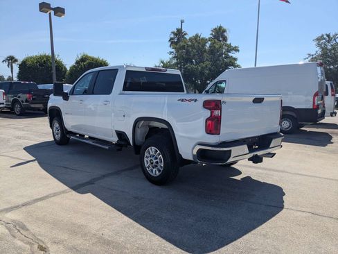 Used 2025 Chevrolet Silverado 2500 LT w/ Convenience Package AWD/4WD image 7