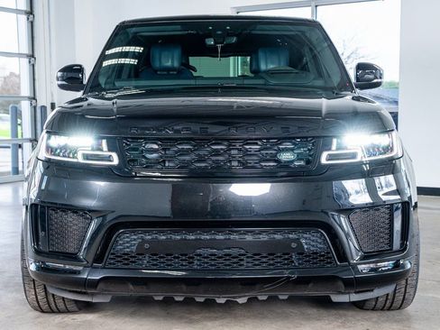 Used 2019 Land Rover Range Rover Sport HST image 3