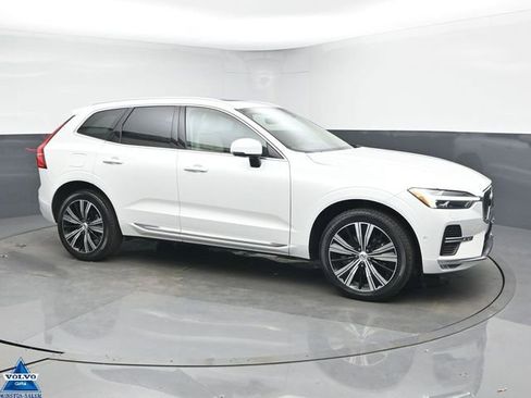 Used 2023 Volvo XC60 B5 Plus w/ Climate Package image 1