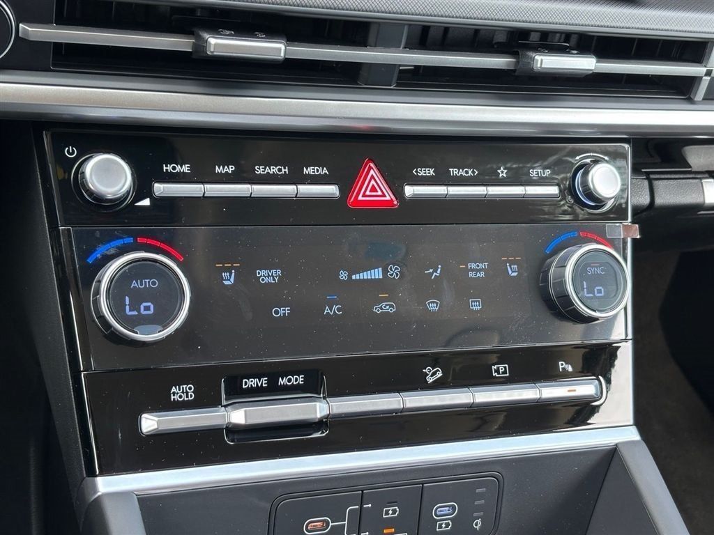 New 2027 Hyundai Santa Fe SEL FWD image 22