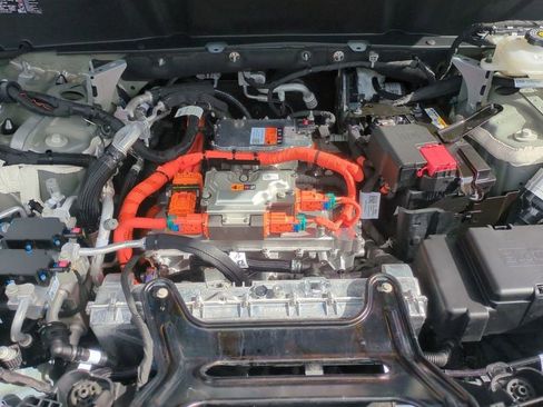 Used 2026 Cadillac Vistiq Premium Luxury image 18