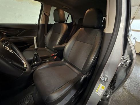 Certified 2022 Buick Encore Preferred w/ Safety Package image 11